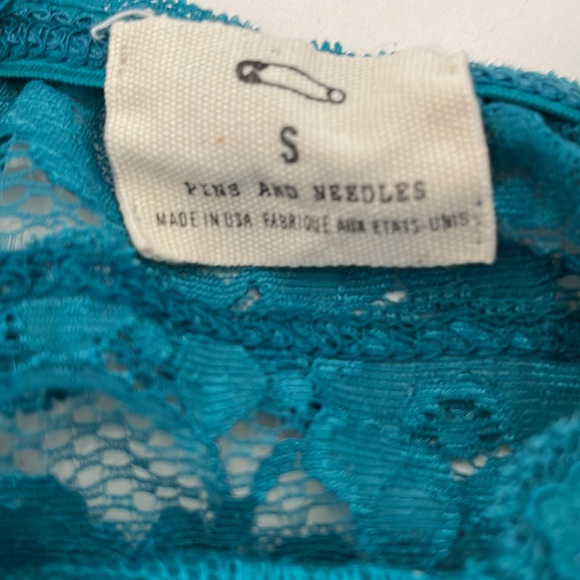 (2/$20) Pins & Needles turquoise Lace Tank - S - Picture 4 of 7